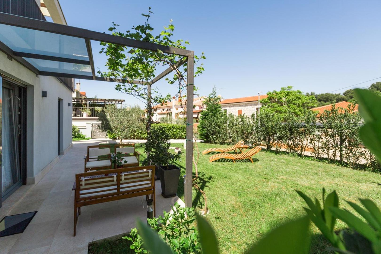 Apartament Riva Garden Exclusive Funtana Zewnętrze zdjęcie